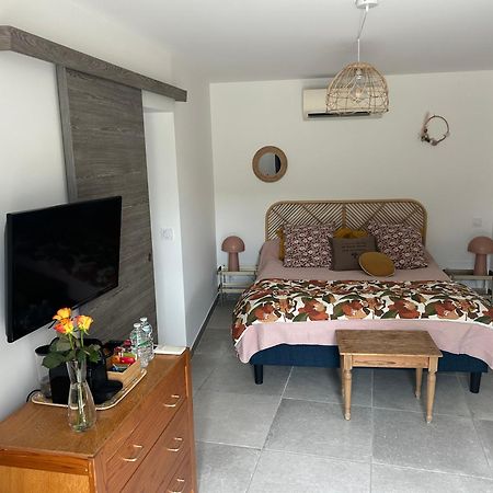 Bed and Breakfast Mon Chemin Prive Mirabel-aux-Baronnies Екстер'єр фото